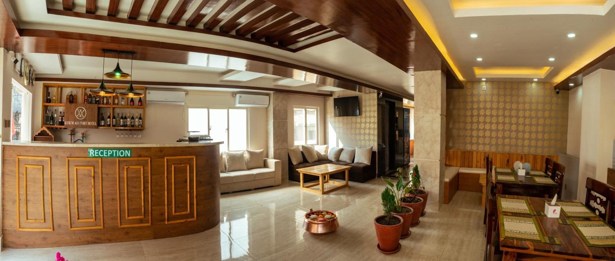 Kusum Airport Hotel Kathmandu Exterior photo